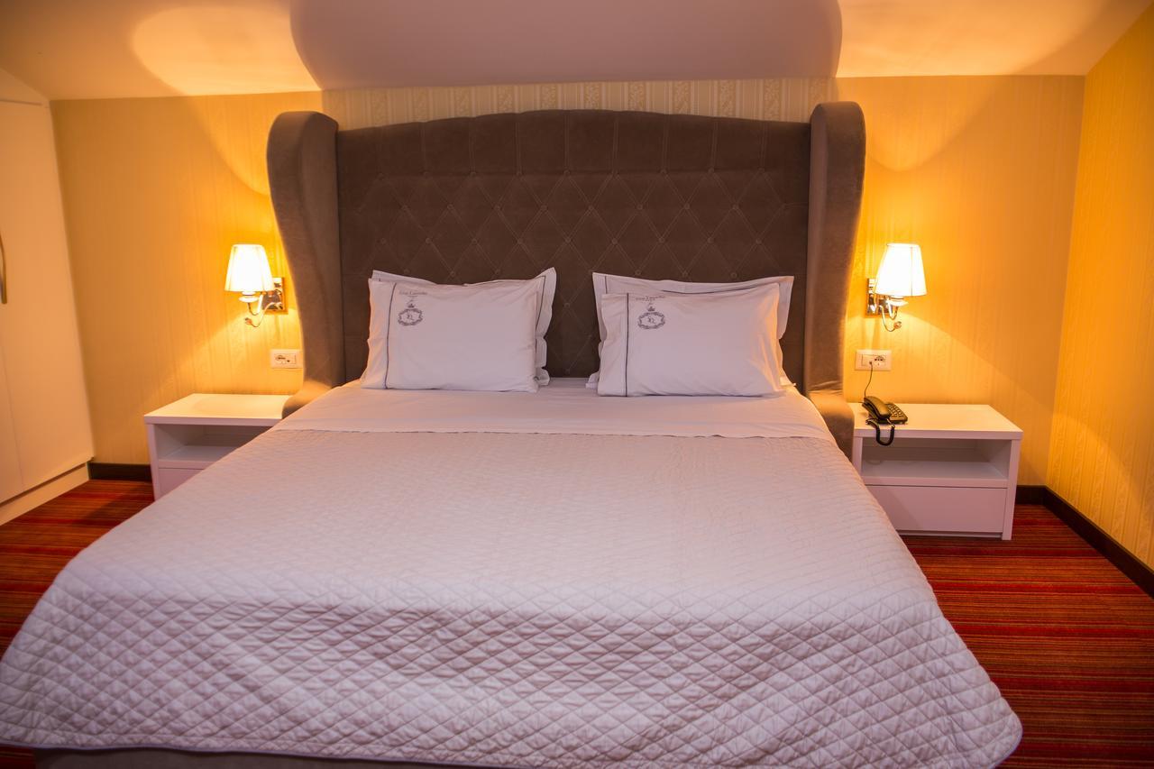 Santa Quaranta Premium Resort Sarande Ngoại thất bức ảnh