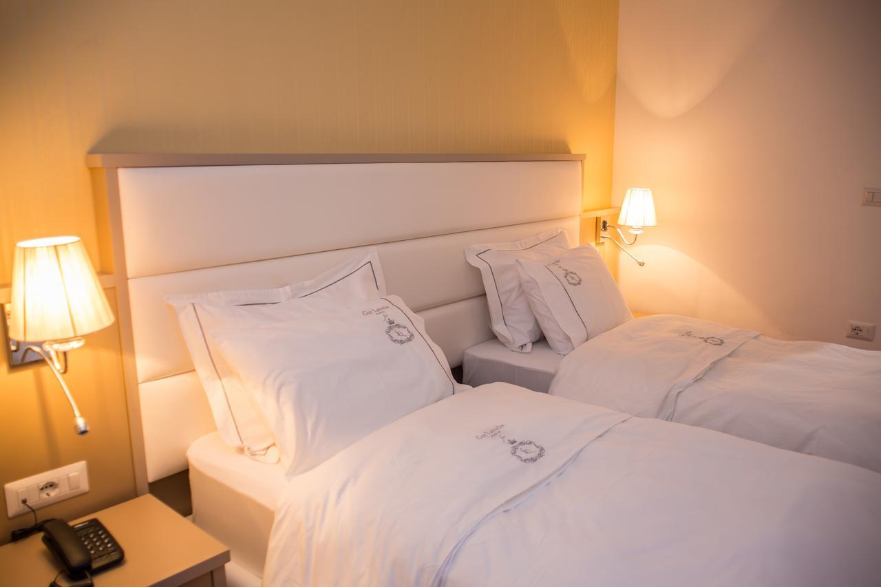 Santa Quaranta Premium Resort Sarande Ngoại thất bức ảnh