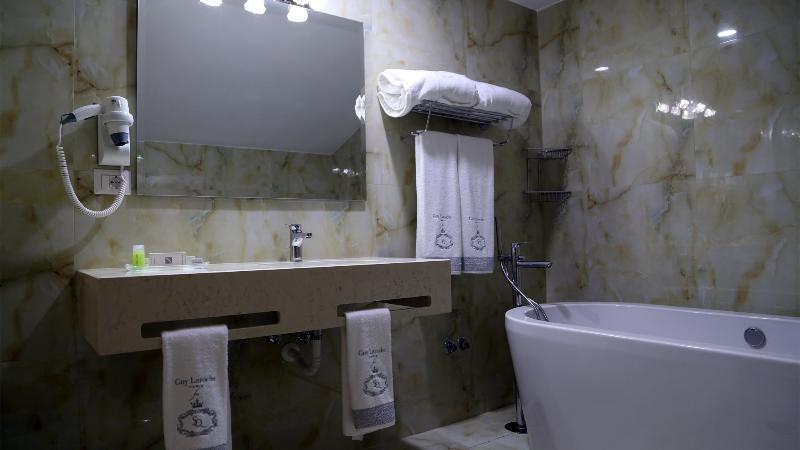 Santa Quaranta Premium Resort Sarande Ngoại thất bức ảnh